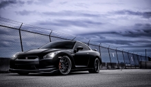    -   Nissan GT-R